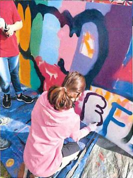 Kulturrucksack | Graffiti-Style meets Comic / Meine Superhelden auf Leinwand