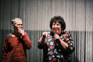 Ulrike Schüler mit Meltem Kaptan