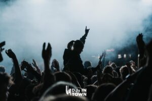 09-14 DJ’s in Town GT-101