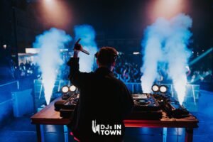 09-14 DJ’s in Town GT-27