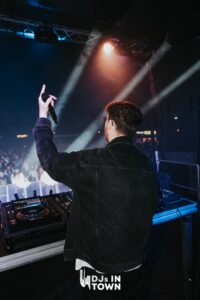 09-14 DJ’s in Town GT-44