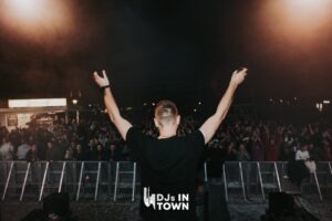 09-14 DJ’s in Town GT-83