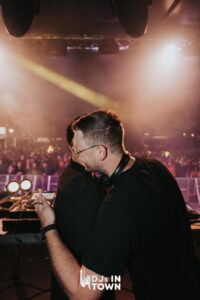 09-14 DJ’s in Town GT-85