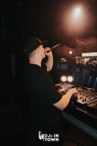 09-14 DJ’s in Town GT-87