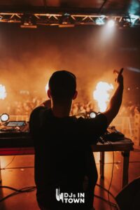 09-14 DJ’s in Town GT-96